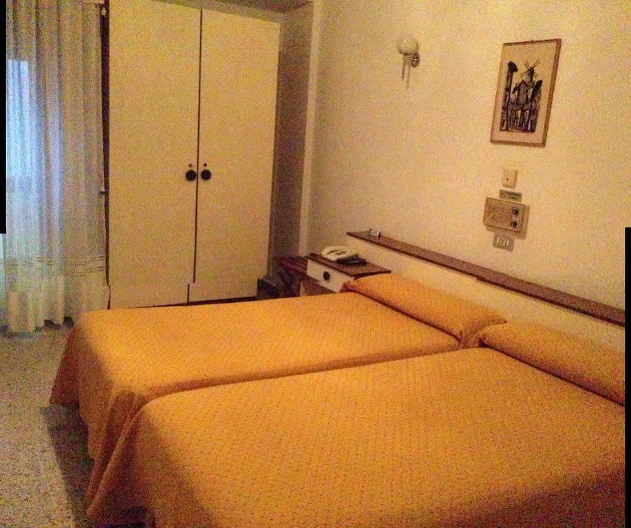 Hotel Puente De Los Santos Tapia De Casariego Dış mekan fotoğraf