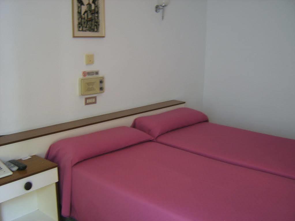 Hotel Puente De Los Santos Tapia De Casariego Dış mekan fotoğraf